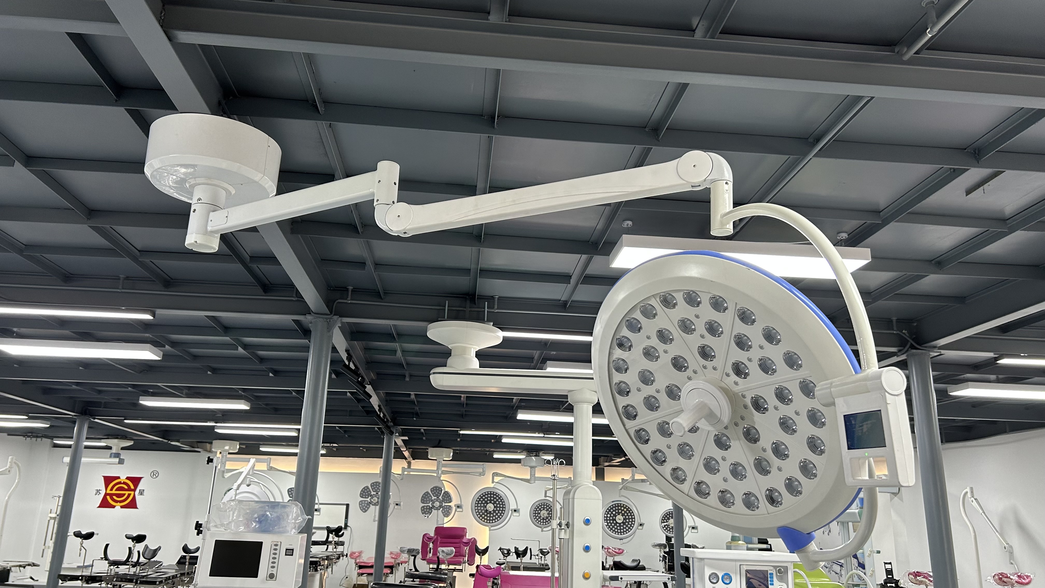  700 Ceiling Led Operating Light Coloful Led မီးသီး ခွဲစိတ်ခန်း မီးအိမ်