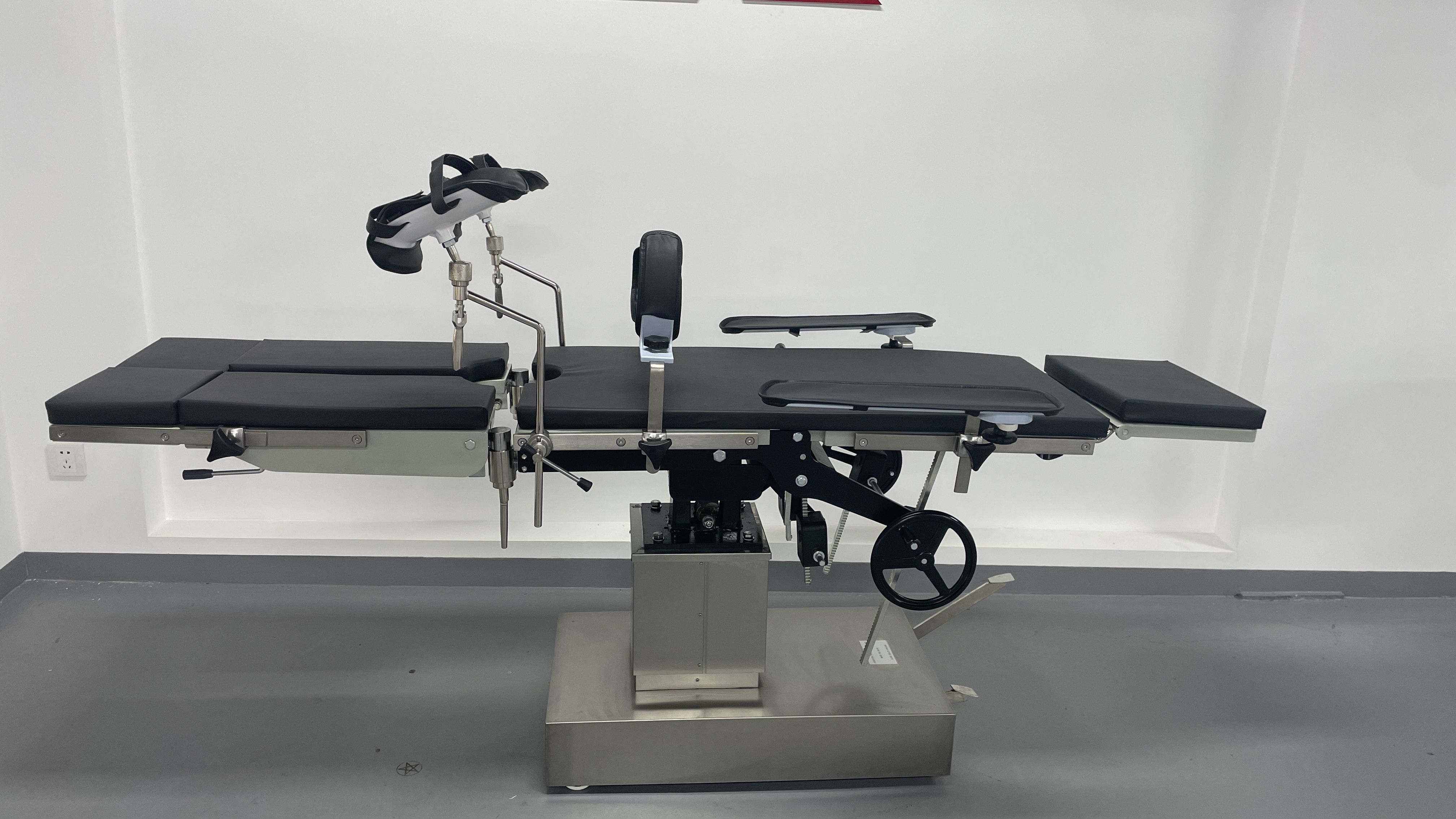 3001 Multi Purpose Mechanical Operation Bed Split Separate Leg Plate Manual Hydraulic Operating Table